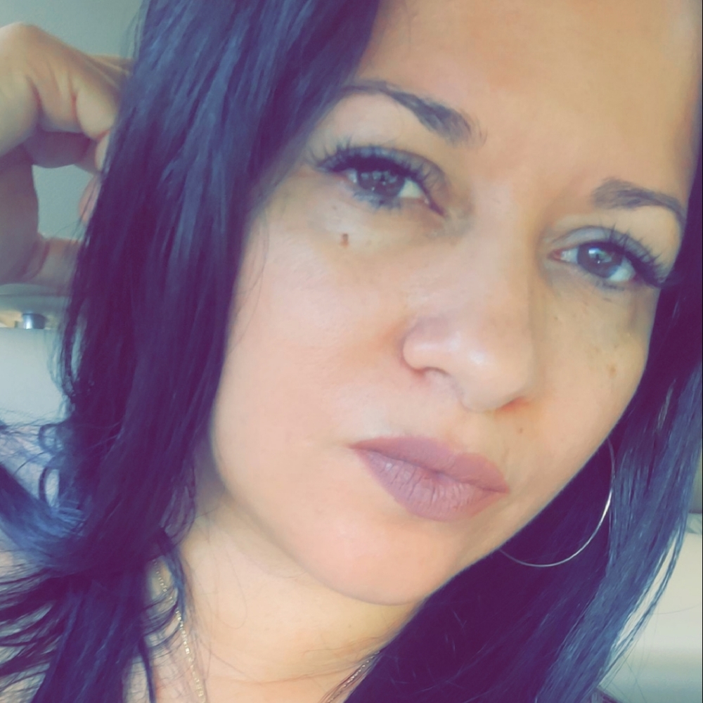 Meet your Posher, Nora